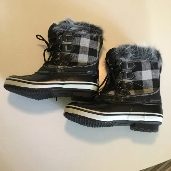 WOMENS TAMARACK WATERPROOF INSULATED DUCK BOOTS - Picture 4 of 12